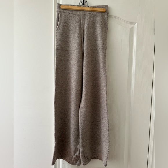 Sweater Pant - wide leg - Picture 2 of 3